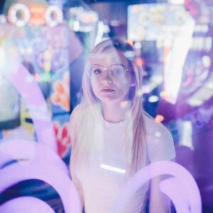 Die innere Stimme hören statt ständige Außenorientierung.